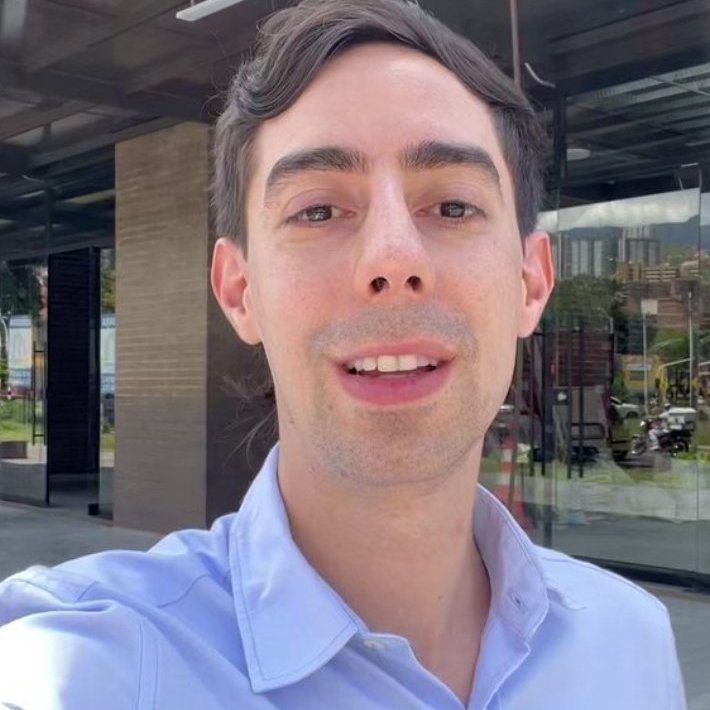 🔴 ATENCIÓN | Consejo de Estado confirma la muerte política de Juan Carlos Upegui como concejal de Medellín gracias a la demanda del joven estudiante de derecho Samuel Ortiz (<a href="/SamuelOrtizM_/">Samuel Alejandro Ortiz</a>) de 20 años de edad. Felicitaciones a este patriota de Nueva Derecha 🔥
