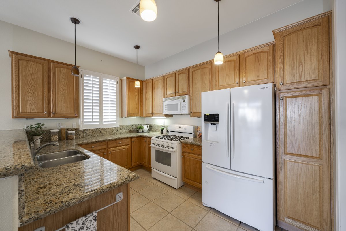 jeffreysimonsre's tweet photo. Just Listed!  6253 Turnberry Drive in the 55+ Community of Sun Lakes in Banning.  This sought after foot print offers 2 bedrooms with a den, and an outdoor living space. The floor plan and community are incredible!  Who do you know looking to retire in style!  Listed at: $379,900 https://t.co/DdpjhCgXD8