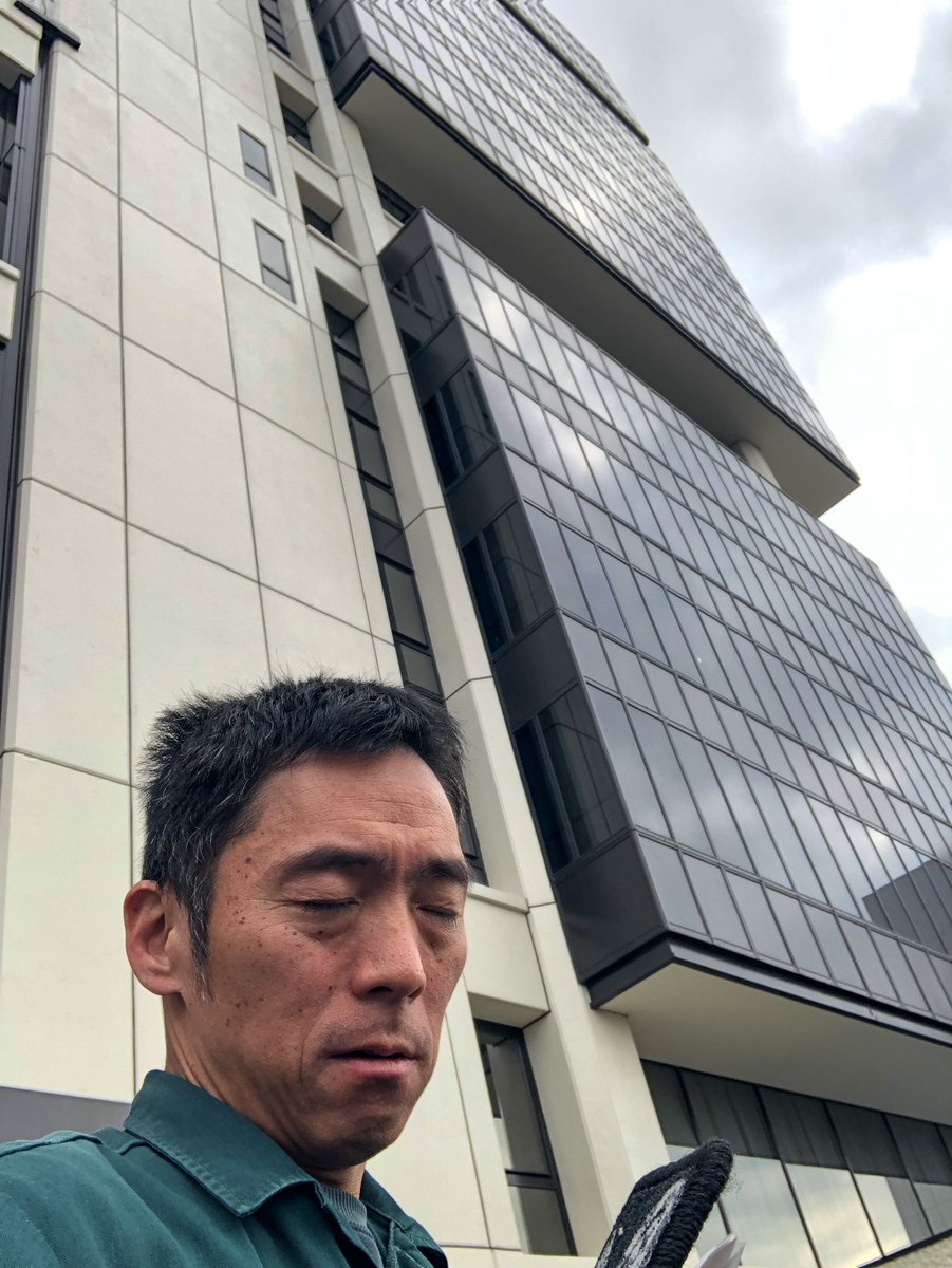 CARMAT_RS_AMANO's tweet photo. 生放送のラジオ出演を終えて
放心状態の人はこちらです❗️🤣
#SaturdayViewN
#サタデービューン
#SBSラジオ
#フロアマット
#カーマット
#静岡 https://t.co/pO4bwC5POB