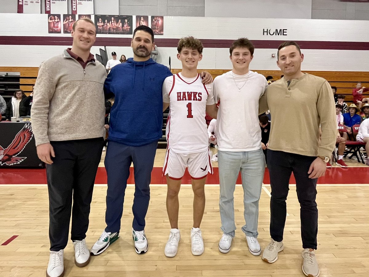 Boys Basketball Final: Hudson 68, Tyngsboro 50. Jake Attaway (31)
Andrew Karaban (17)

Coach Notaro held a brief ceremony after the game to recognize Attaway’s milestone. 

Joined in court by past HHS 1000 pt scorers, Jason Blackburn, Jake Loewen, Tim Person and Jackson O’Brien.