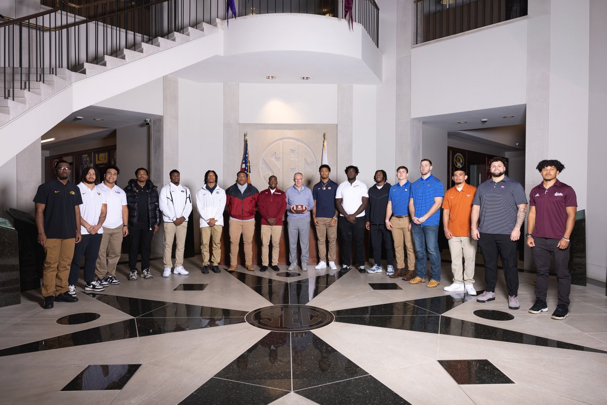 Scholars. Champions. Leaders. 💪

Great to have our #SECFB Leadership Council in Birmingham!

#ItJustMeansMore