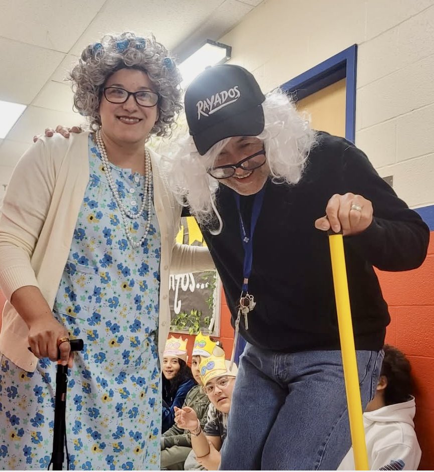 Maria Moreno (@maria_moreno_01) on Twitter photo We made it to 100 days of school! Blessed to work at such an amazing campus. Our student had such a great time showing off their projects during our 100 day parade. <a href="/NISDVillarreal_/">Villarreal ES</a> <a href="/RoxanneJGtz/">Roxanne Gutierrez</a> <a href="/Sosa06Andi/">Andi Sosa</a> We made it to 100 days of school! Blessed to work at such an amazing campus. Our student had such a great time showing off their projects during our 100 day parade. <a href="/NISDVillarreal_/">Villarreal ES</a> <a href="/RoxanneJGtz/">Roxanne Gutierrez</a> <a href="/Sosa06Andi/">Andi Sosa</a>