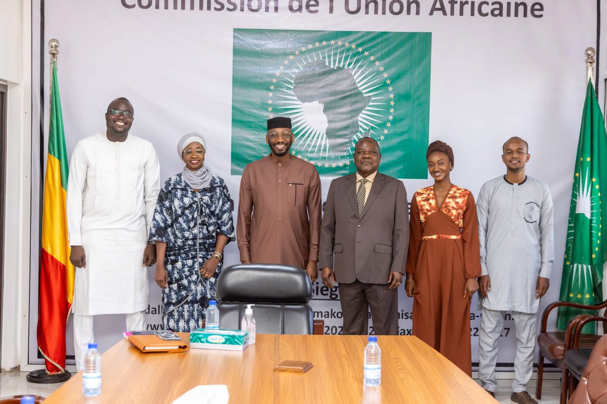 Ce vendredi 31/01/25, nous avons été reçus en audience par le Chef par intérim de la <a href="/MisahelBamako/">MISAHEL</a>

Les échanges ont porté sur les objectifs du <a href="/MouvementGE/">Génération Engagée</a> et les axes de collaboration possibles entre nos organisations sur les enjeux de la jeunesse.
 #GénérationEngagée #MISAHEL