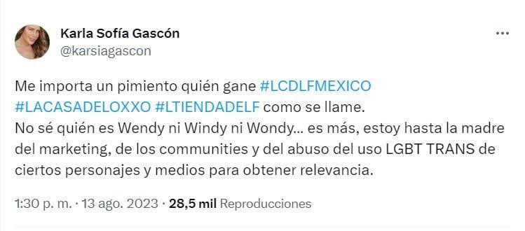 lagartijapa's tweet photo. Selena Gómez (jajajaja), a favor de Hitler, Wendy Guevara (@LaWendyGuevara ), wokismo https://t.co/LrHi1LICnS