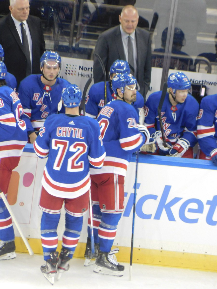 ninaxoxox97's tweet photo. This is something I really didn’t think I’d post wow talk about fucking heart wrenching and gut pulling! I really love love loved watching this kid play! Ugh this is hurting so much 💔💔💔💔 #Chytil #NYR #GonnaMissYou #72 #FlyHighKid good luck https://t.co/LAIvhzOXrP
