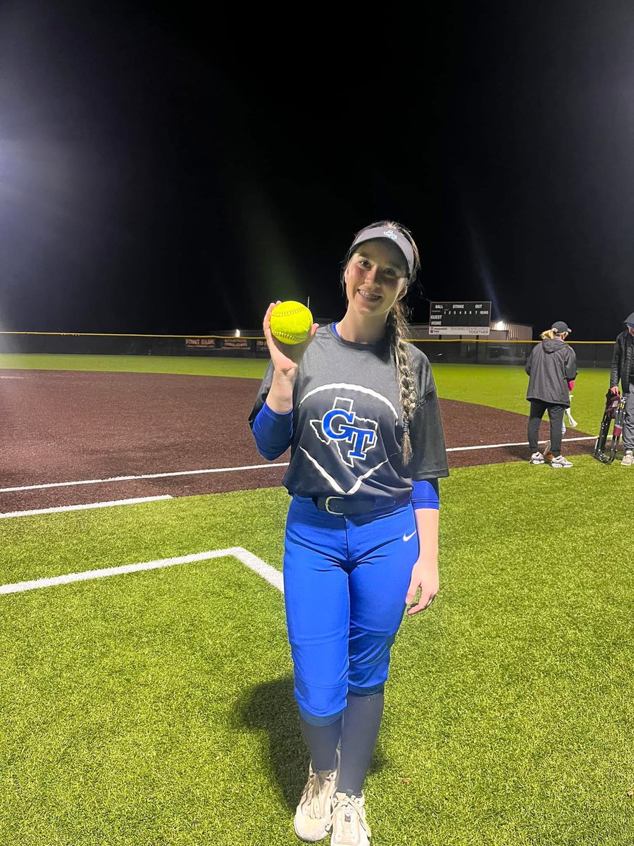🚨BOMB ALERT🚨Riley’s freshman season is off to a great start!! Way to go😤💪 <a href="/Riley_Zey2028/">Riley Zey</a>