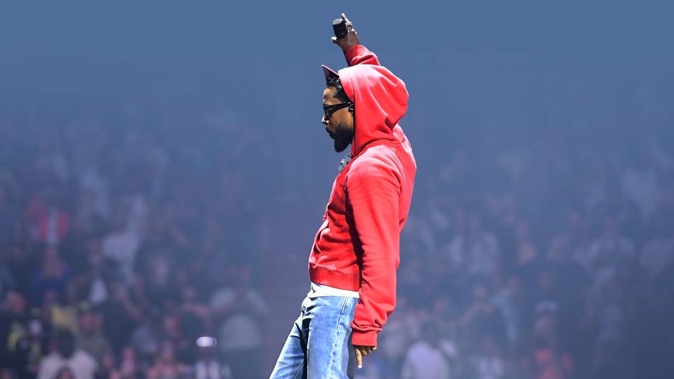 Feuding with Drake turned the “Not Like Us” performer into hip-hop’s hottest artist. Now he will take music’s biggest stage in New Orleans—for free.
go.forbes.com/c/fUtt