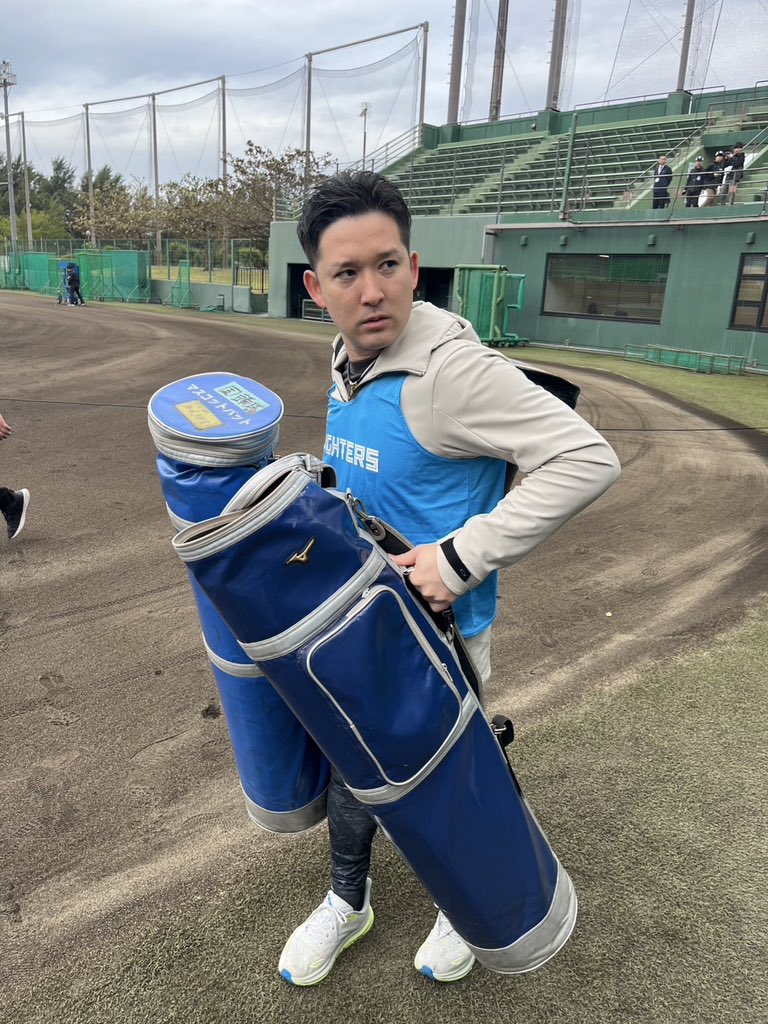 3年連続のアルバイトです。
(ファイターズ愛に満ちあふれていますね☺️)

#lovefighters