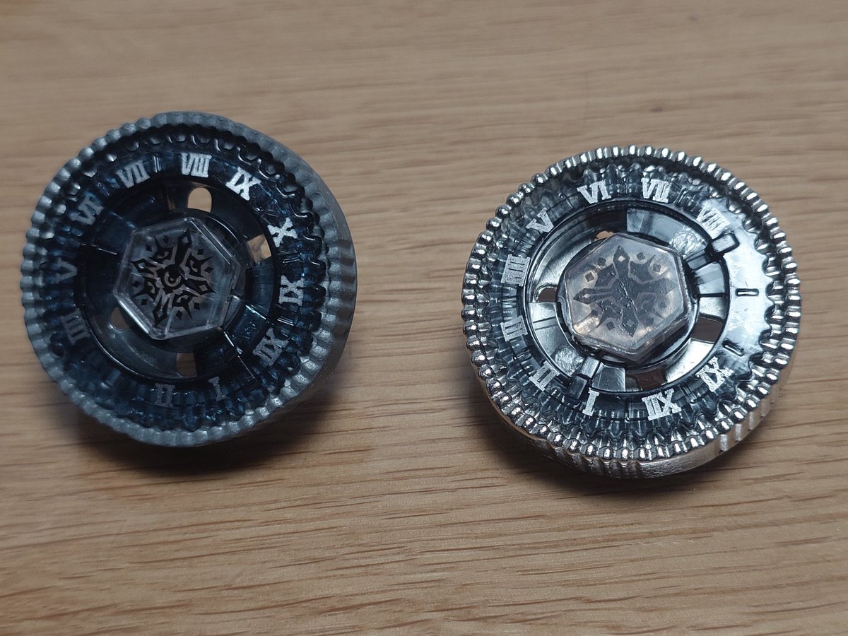 お ま け バサルトホロギウム、正規品とパチを比較!!!!! やはりパチの