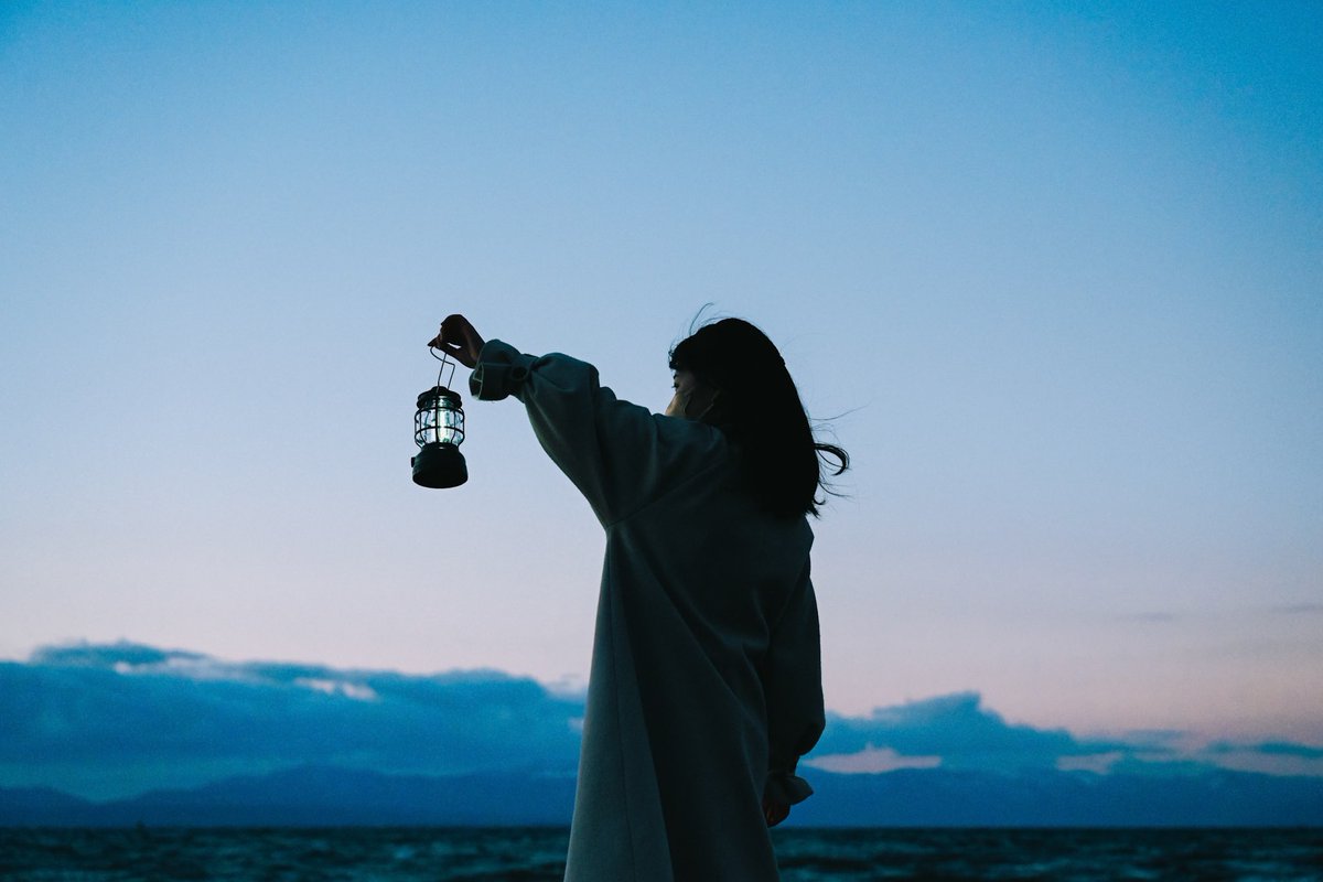 昔の自分を助けるために
生きるんじゃなくて、
大切な人とこれから出会う誰かを
支えるために生きようよ。