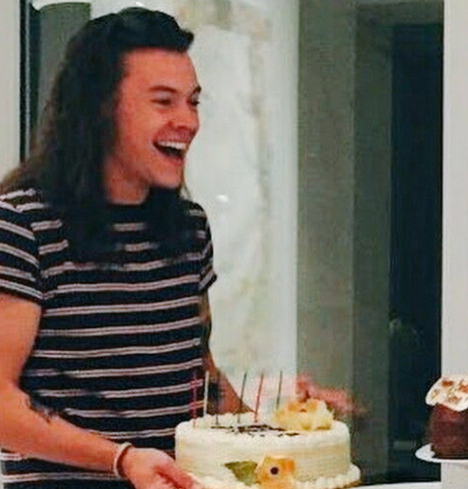 we got to see him grow from a young boy to the amazing man he is today.  

Happy birthday Harry❤️