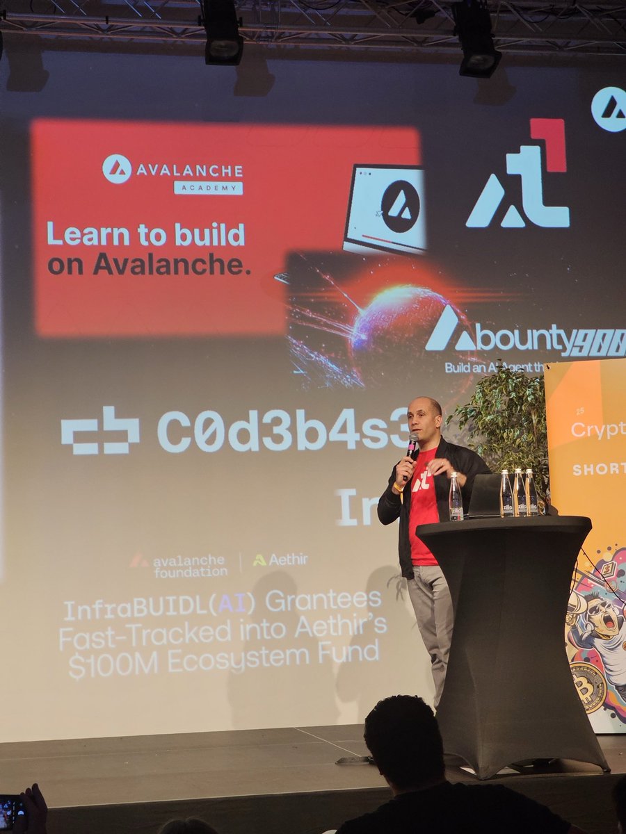 ToNio87fr's tweet image. Had a great time on stage at #cryptoXR #Team1 ⁦@AvaxDAO_⁩ ⁦@avax⁩