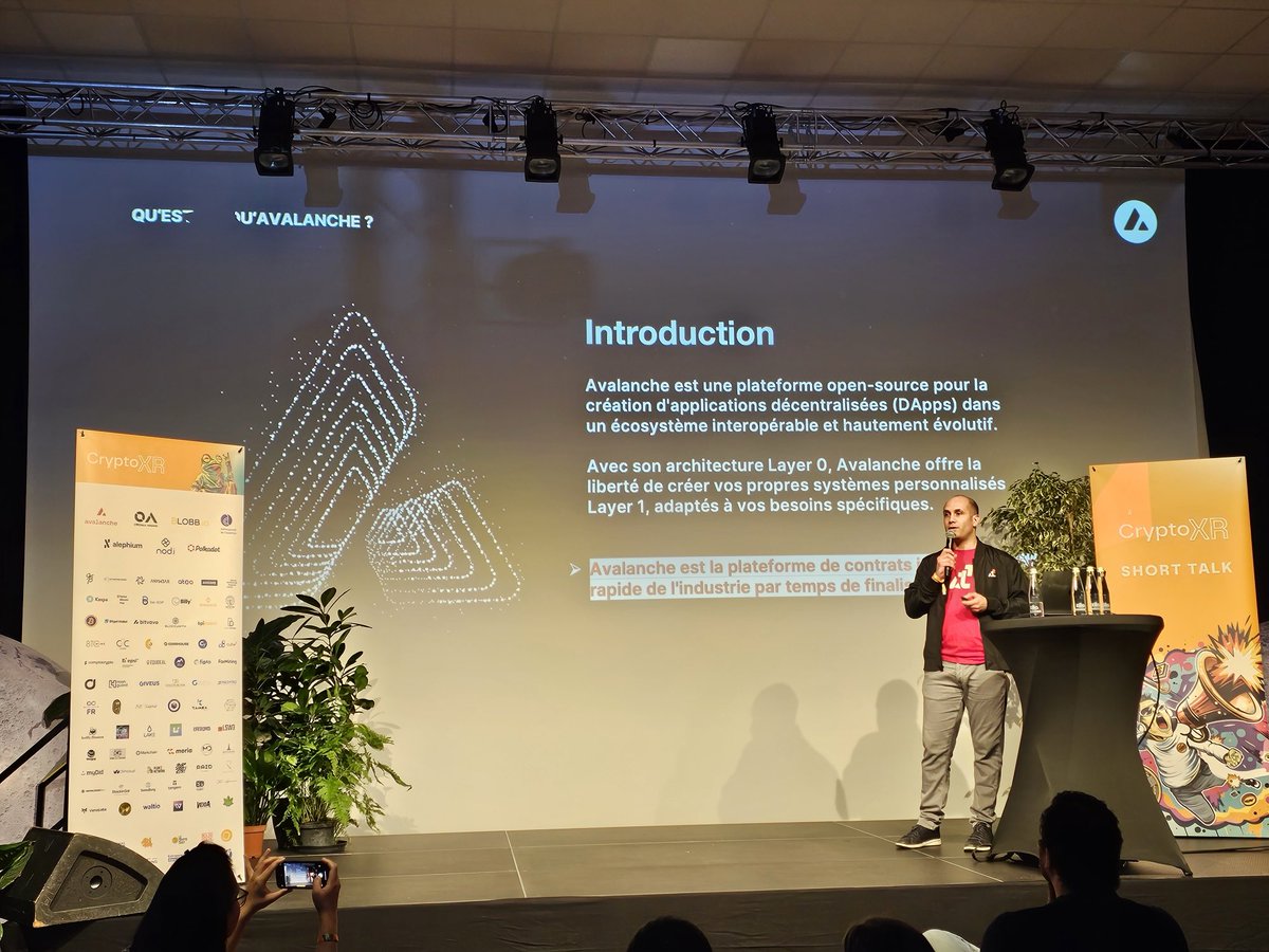 ToNio87fr's tweet image. Had a great time on stage at #cryptoXR #Team1 ⁦@AvaxDAO_⁩ ⁦@avax⁩