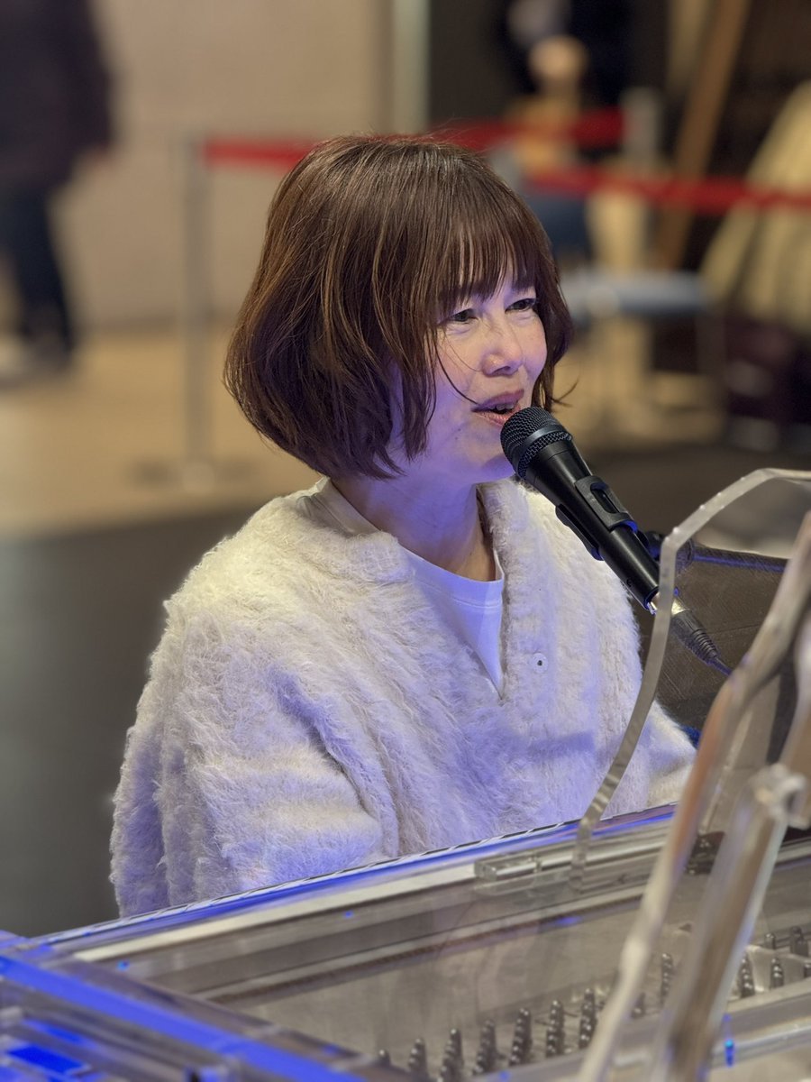 GhFSK22SVc2aXIb's tweet image. Moon Notes Kaory in 東京・GMOインターネットTOWER
#MoonNotes
#Kaory
#GMOLIVE
#GMOインターネットTOWER
#GMOインターネットグループ
@moonnotes_kaory