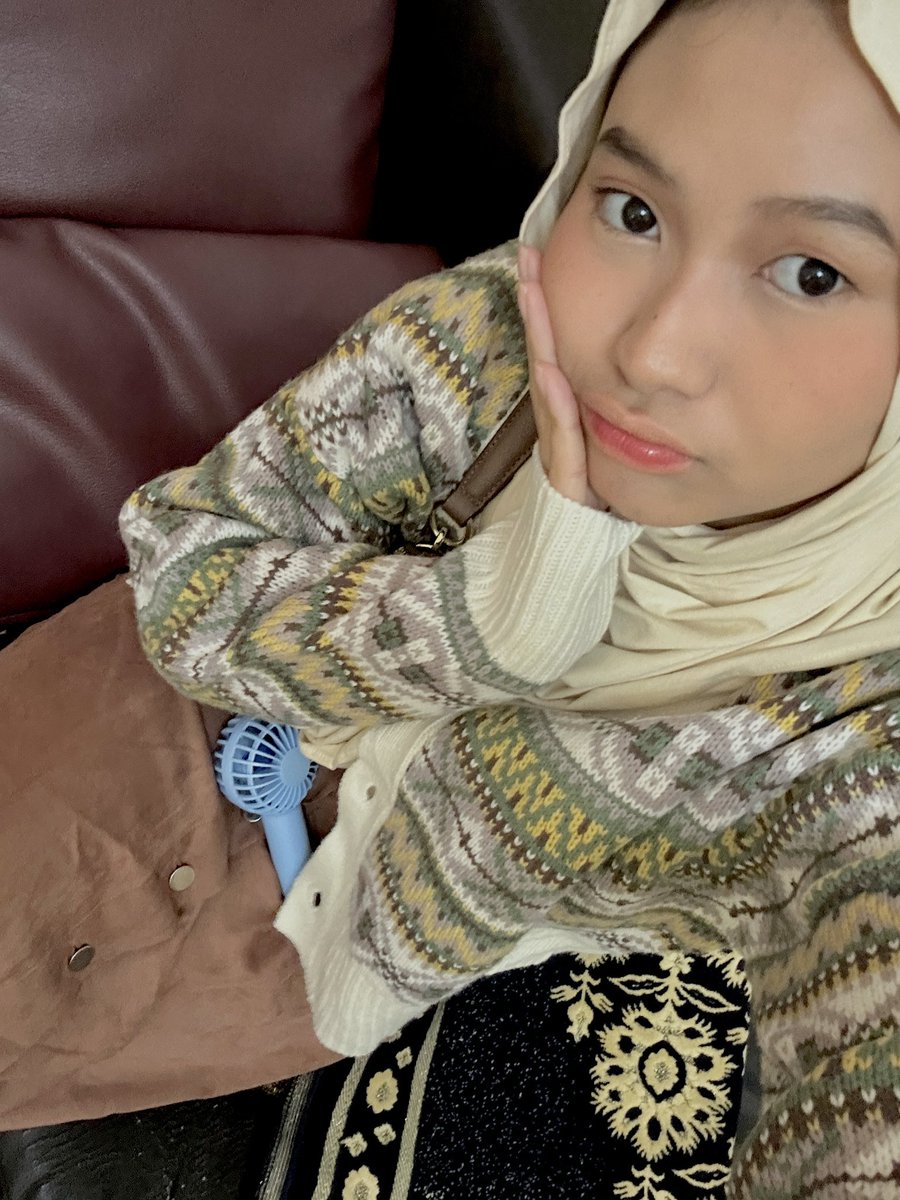 shinseng000's tweet photo. Outfit for today #outfit https://t.co/nDIkZ94NAe