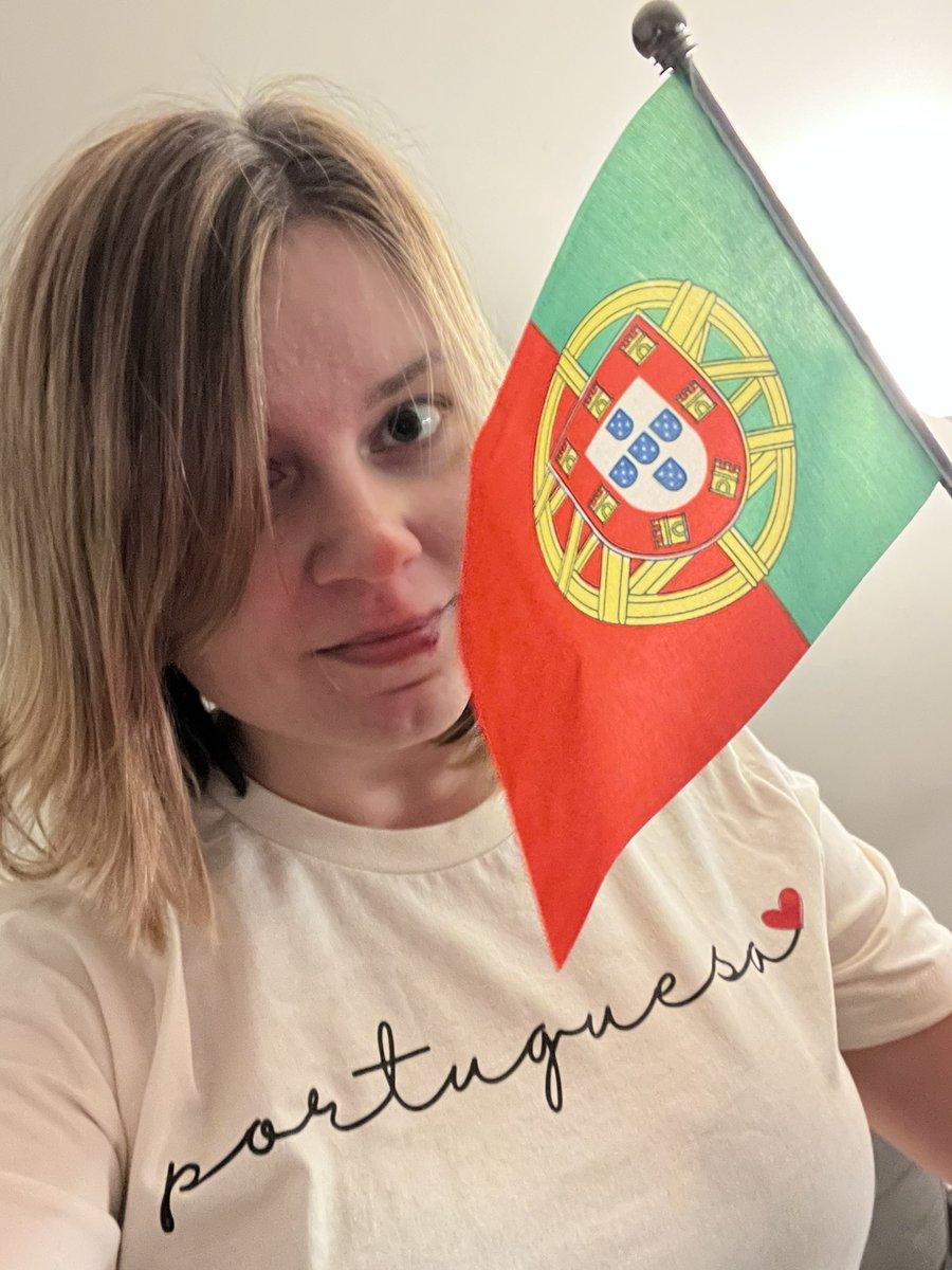Hi, I got some news! Nothing is changing for now, but having a safe, secure, solid, welcoming ground under my feet feels amazing. So is the feeling of belonging. I worked very hard for this 🇵🇹🇪🇺🍾