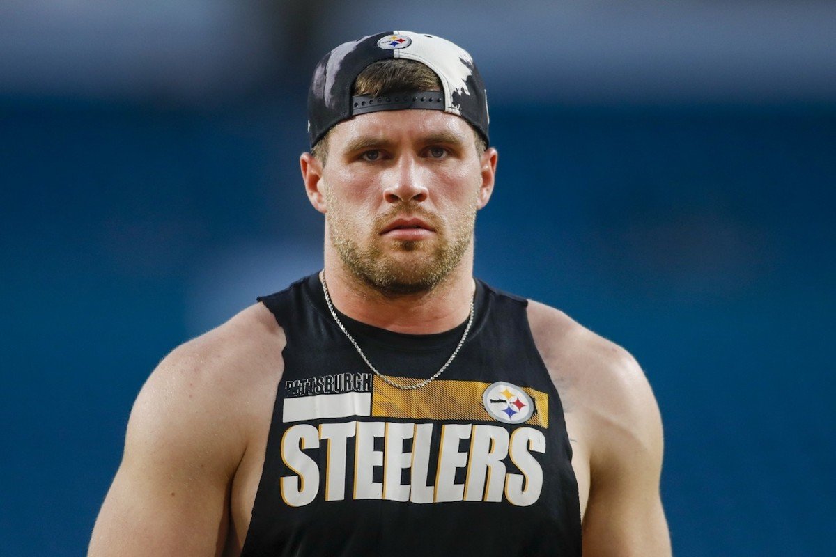 nflrums's tweet photo. 🚨 NFL RUMORS 

#Steelers TJ Watt is PROJECTED to make $95M over 3 years on an extension. #HereWeGo