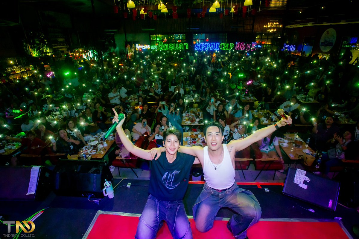 Nook_Official's tweet photo. 𝟑𝟏 𝐉𝐚𝐧𝐮𝐚𝐫𝐲 𝟐𝟎𝟐𝟓
NookPai Racing Party Tonight Concert 

ขอบคุณผู้จัดพี่เต้ยรถถ่าน และพี่ๆทีมงานครับ
วันนี้สนุกมาก ดีใจที่ได้เจอพี่เพิ่ม และพี่ปังปอนที่มา
สร้างสีสันบนเวที 
ขอบคุณร้านสามวัน สองคืน ลาดพร้าววังหิน ขอบคุณทุกคนที่มารับความสุข จากนุ๊กกับปาย บัตร Sold Out ตั้งแต่วันแรกที่เปิดจอง สุดยอดมากๆ ขอบคุณที่เต้นและร้องเพลงไปด้วยกัน ขอบคุณกำลังใจจากในสตรีมไลฟ์ด้วยนะครับ ขอบคุณความรักความอบอุ่นที่มีให้พวกเราเสมอ รักทุกคนน้า จุ๊ฟ😘

#นุ๊กธนดล 
#NookThanadon
#NookThanadonOfficial