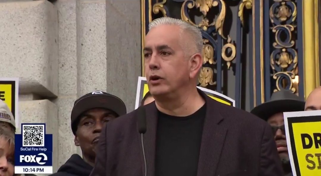 Twolferecovery's tweet image. Me want crack‼️