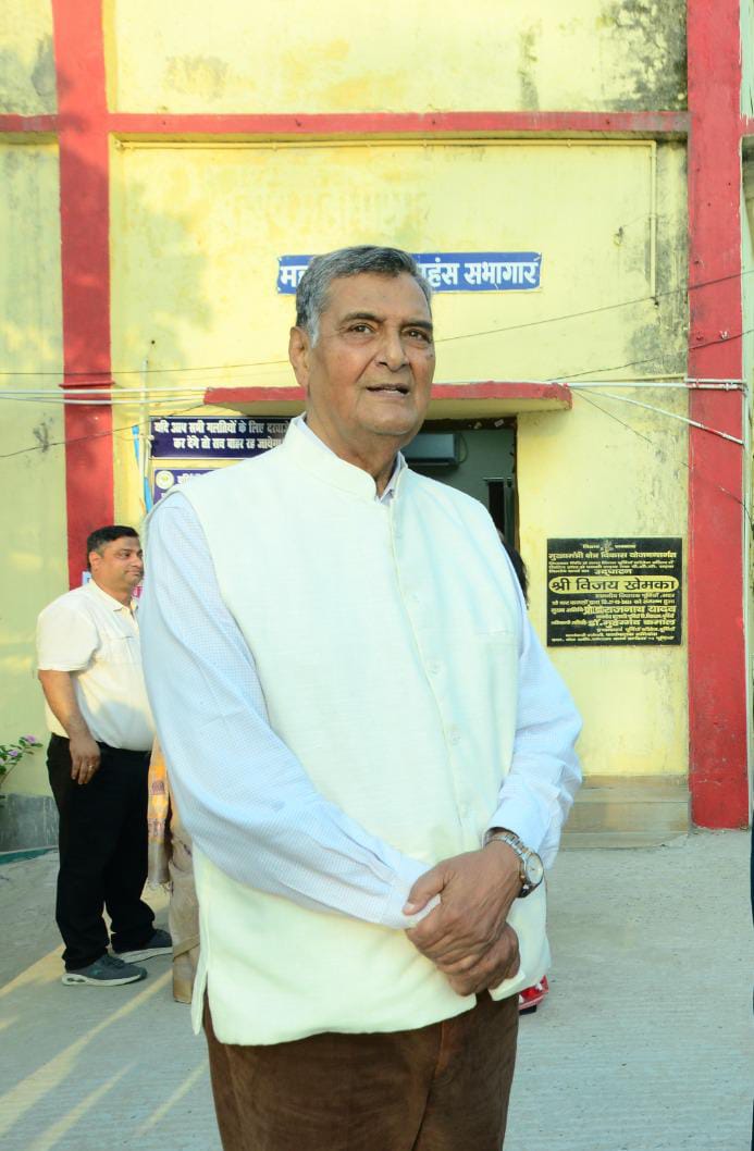 कुछ व्यक्ति, कुछ संस्थाएं, कुछ इमारतें ऐसी होती हैं,  जिनसे शहर की पहचान बनती हैं,  जिन्हें देखकर, जिनसे मिलकर, सुनकर या फिर याद कर लोगों में एक नई ऊर्जा का संचार होता है! मेरे लिए प्रो. रत्नेश्वर मिश्र ऐसे ही शख्स हैं। आज उनका जन्मदिन है। 
<a href="/AnkurBiplav/">Ankur Biplav</a> 
anubhaw.blogspot.com/2025/02/blog-p…