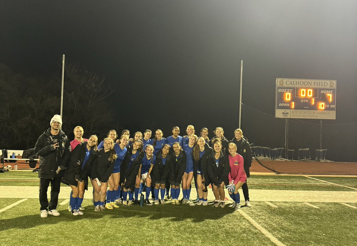 Varsity with a 7-0 W vs Cedar Creek tonight! 7 goals scored by 6 different players. And that’s a 🧹 for the program (JVA 4-0, JVB 1-0). Let’s go, Trojans!!!