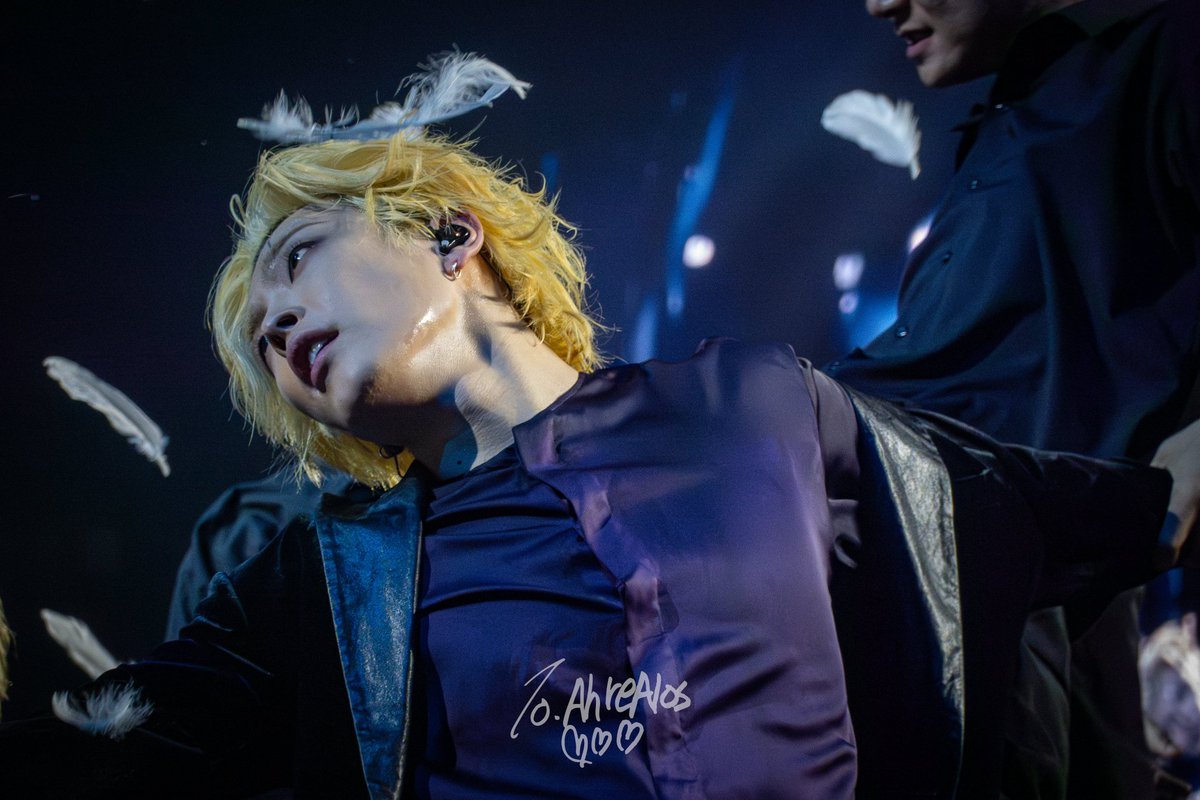 joongtism's tweet photo. heyyy so... this dropped https://t.co/hAUahvy8K0