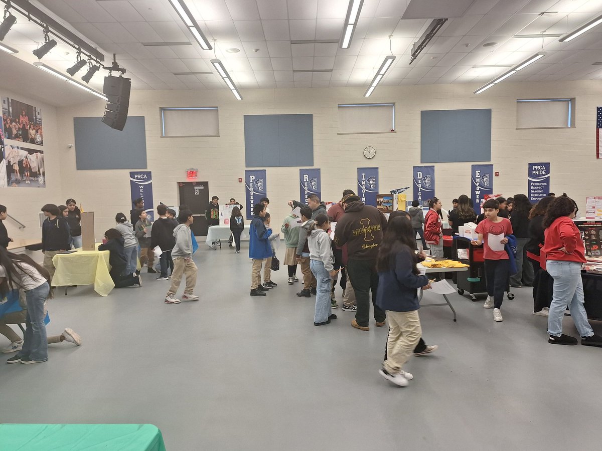 A big thank you to our AVID students <a href="/PaulRobesonNBPS/">Paul Robeson Community School for the Arts</a> for their outstanding presentation at the college fair today.Your research on future opportunities at various universities was very inspiring to all our scholars.Keep preparing and empowering. <a href="/kalanne02/">Violet Robinson</a>  <a href="/BobbyHammEdu/">Bobby Hamm</a>