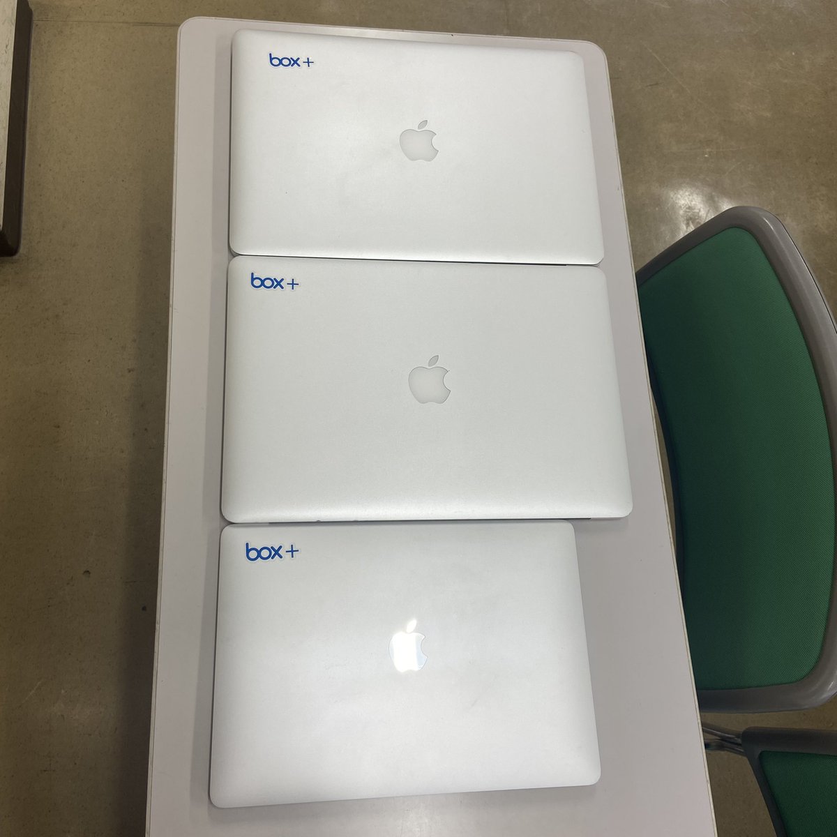 CoderDojoNara's tweet image. BOX社から全国のCoderDojoに寄贈いただいたMac、生駒と奈良でも受け取りました。 #coderdojo #japan #nara #ikoma #BeCool