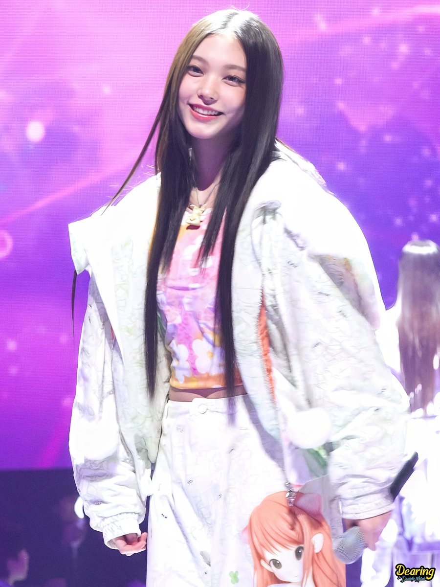 dearing722's tweet image. Hurt ⭐️
2024 MBC Gayo Daejejeon “WANNABE”

#NewJeans #뉴진스 #HAERIN #해린 #ヘリン