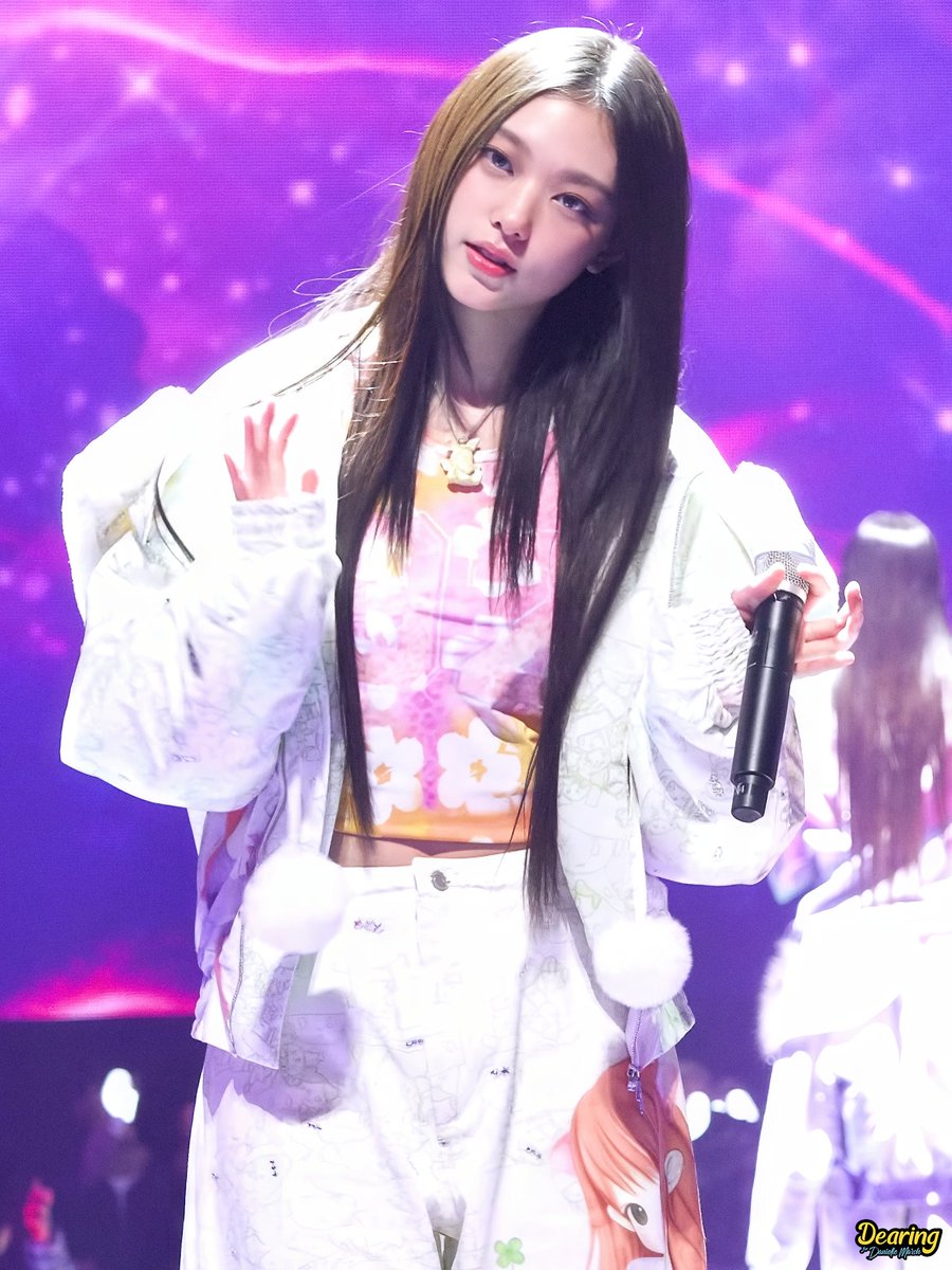 dearing722's tweet image. Hurt ⭐️
2024 MBC Gayo Daejejeon “WANNABE”

#NewJeans #뉴진스 #HAERIN #해린 #ヘリン