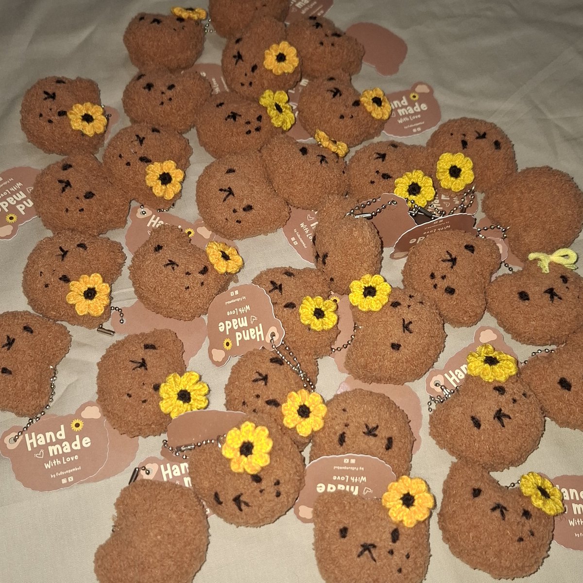 fullsungembul's tweet photo. hii~~ aku maw cek ombak, adakah yg mau ikut PO plushie citcit ini klo aku open lagii? 😬 https://t.co/3mXyn7xf2s