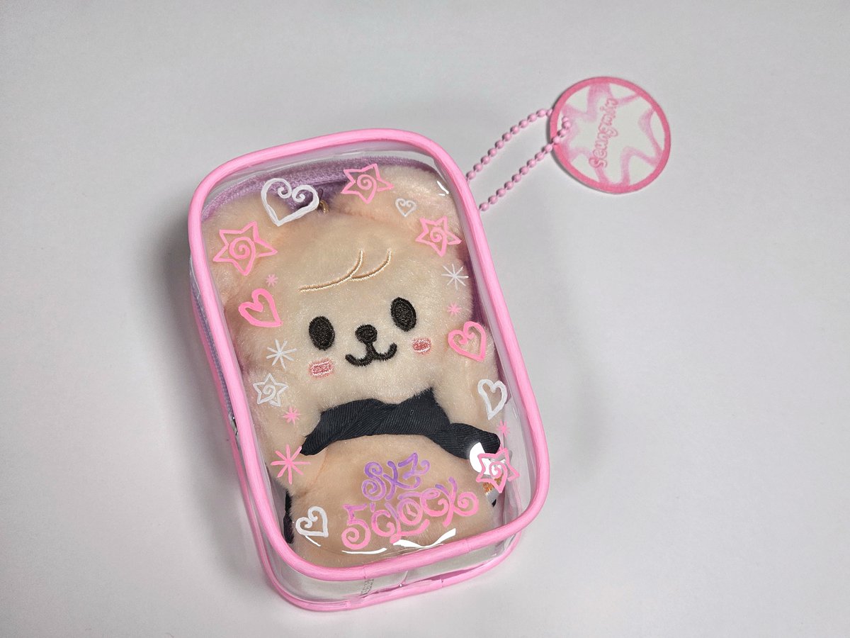 ColorOfYouth325's tweet image. 파우치 그냥 제가 만들었어요..