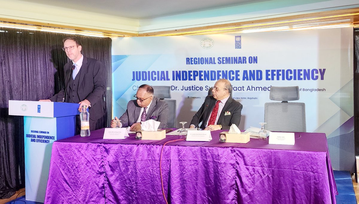 UNDP_BD's tweet image. #HappeningNow-Regional Seminar on Judicial Independence &amp;amp; Efficiency in #Rajshahi.  
"@UNDP’s support to justice reforms at this crucial time for #Bangladesh builds on years of collaboration, and we are proud to have engaged with the #SupremeCourt and Bangladesh’s judiciary for…
