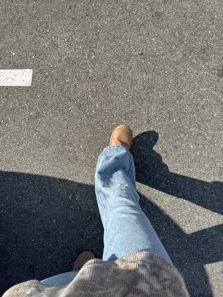 How do I get on funny twitter and not deeply political conspiracy theory twitter ??