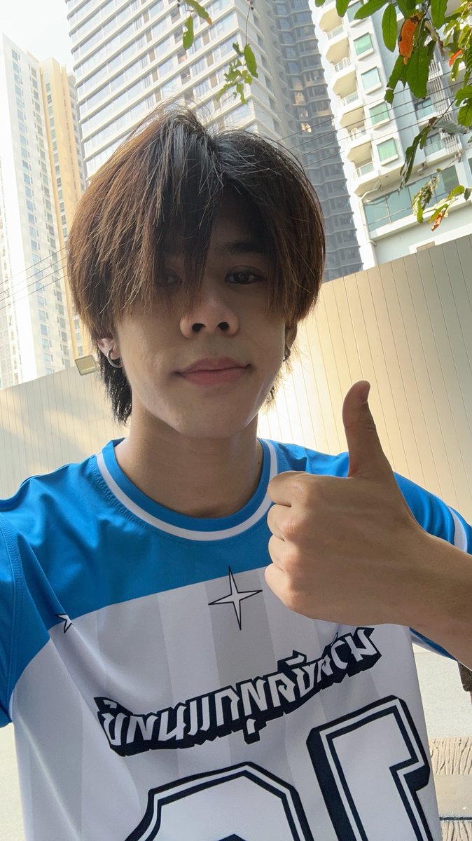 TuiChayatorn's tweet photo. ขอบคุณทุกคนช่วงเช้านะคับ เหนื่อยกันไหมแง ทุกคนในทีมขอบคุณทุกๆคนจิงๆนะคับ ที่มากันเปนกำลังใจมากเลยยย ตอนบ่าย ยังมี ใครไหวมาหาตุ้ยกับเพื่อนๆได้นะคับ🫵🏻😳🙌🏻

 #TuiChayatorn https://t.co/oDQ39plXIx