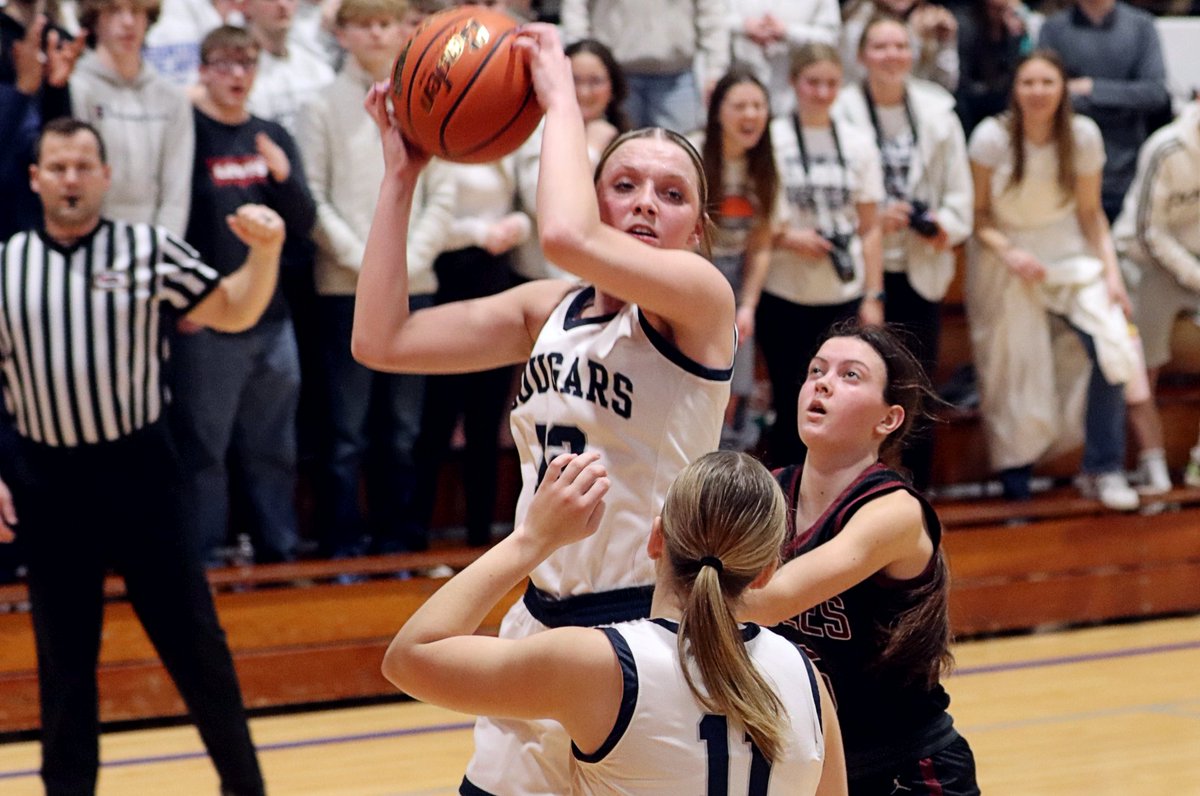 Scoring from CC's 61-34 win over BDS:
C - Eden Peterson 19, Lindee Kelley 12, Ella Clark 10, Bricelynn Larson 7, Olive Peterson 6, Adrienne Waller 4, Ema Dickey 2, Cortina Donnelly 1.

Campbell Bohling w/19 for BDS.

#nebpreps