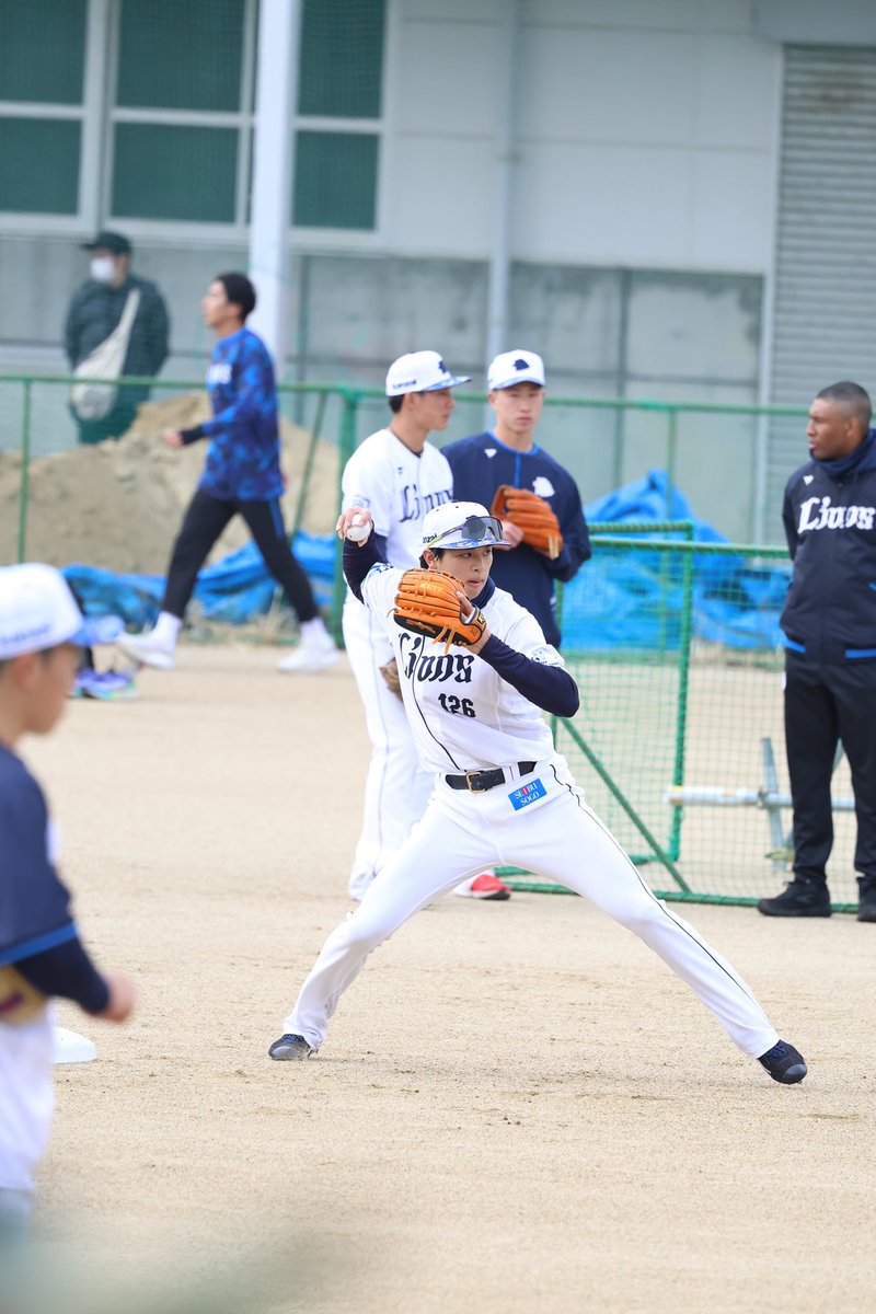 シンクレアジョセフ孝ノ助 - Search / X