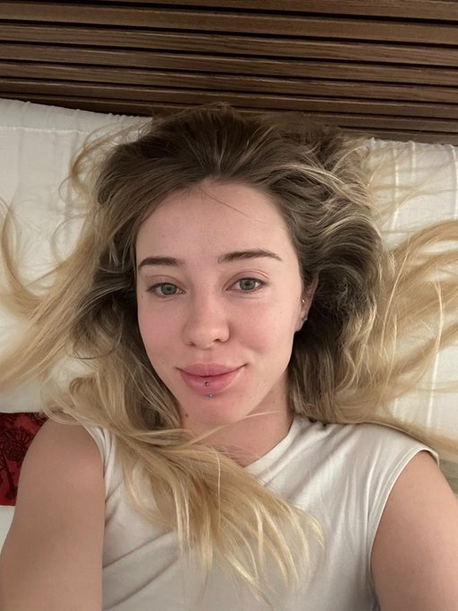 Watch Haley Reed✨$6 onlyfans✨'s leaked NSFW photo on TwXstars