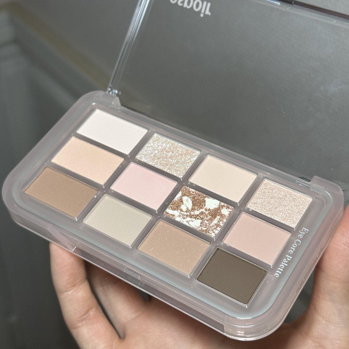 dmmniop's tweet image. 에스쁘아 아이 코어 팔레트
허니오트라떼 / 핑크오트라떼

잘했어
다음부턴 웜지근쿨지근 하지마