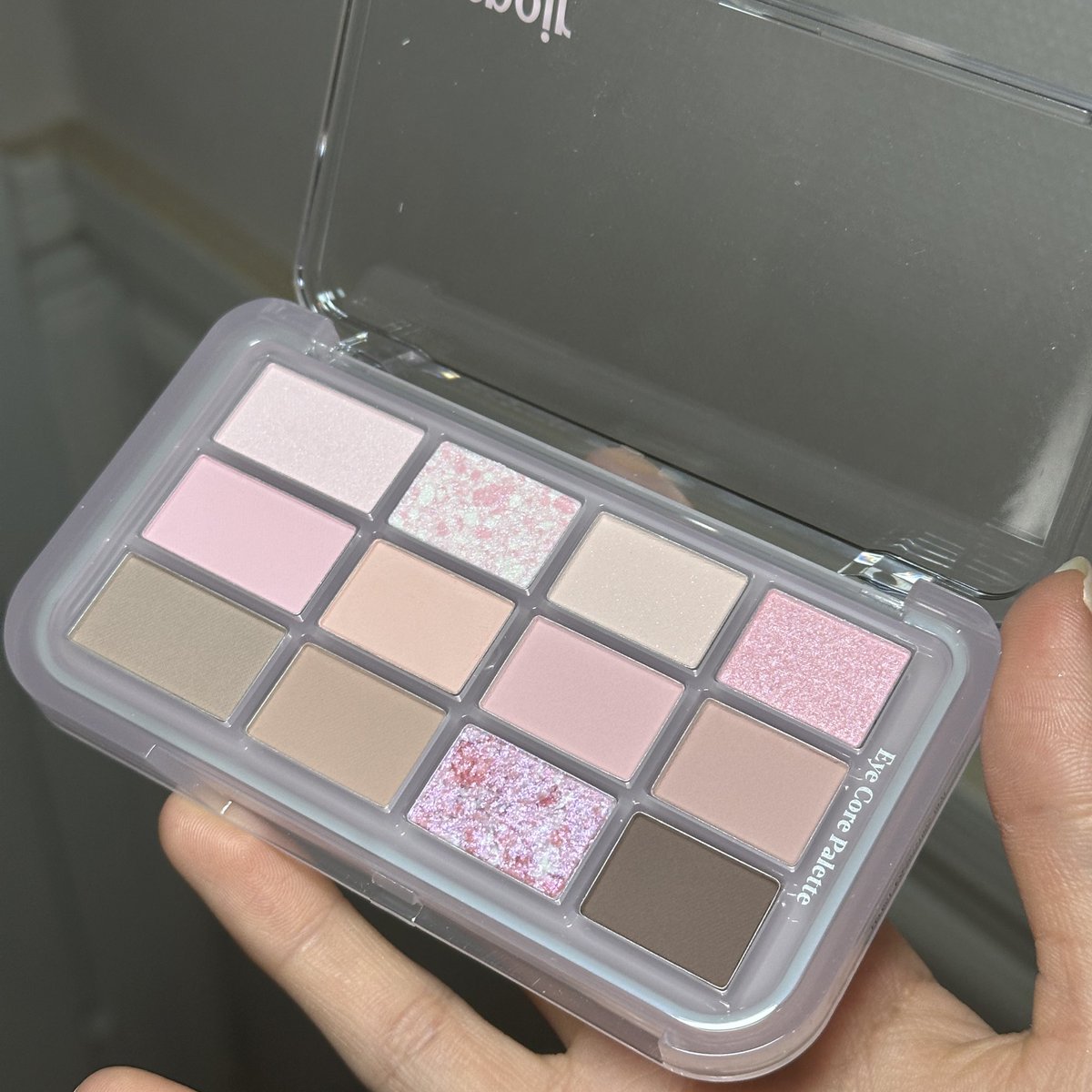 dmmniop's tweet image. 에스쁘아 아이 코어 팔레트
허니오트라떼 / 핑크오트라떼

잘했어
다음부턴 웜지근쿨지근 하지마