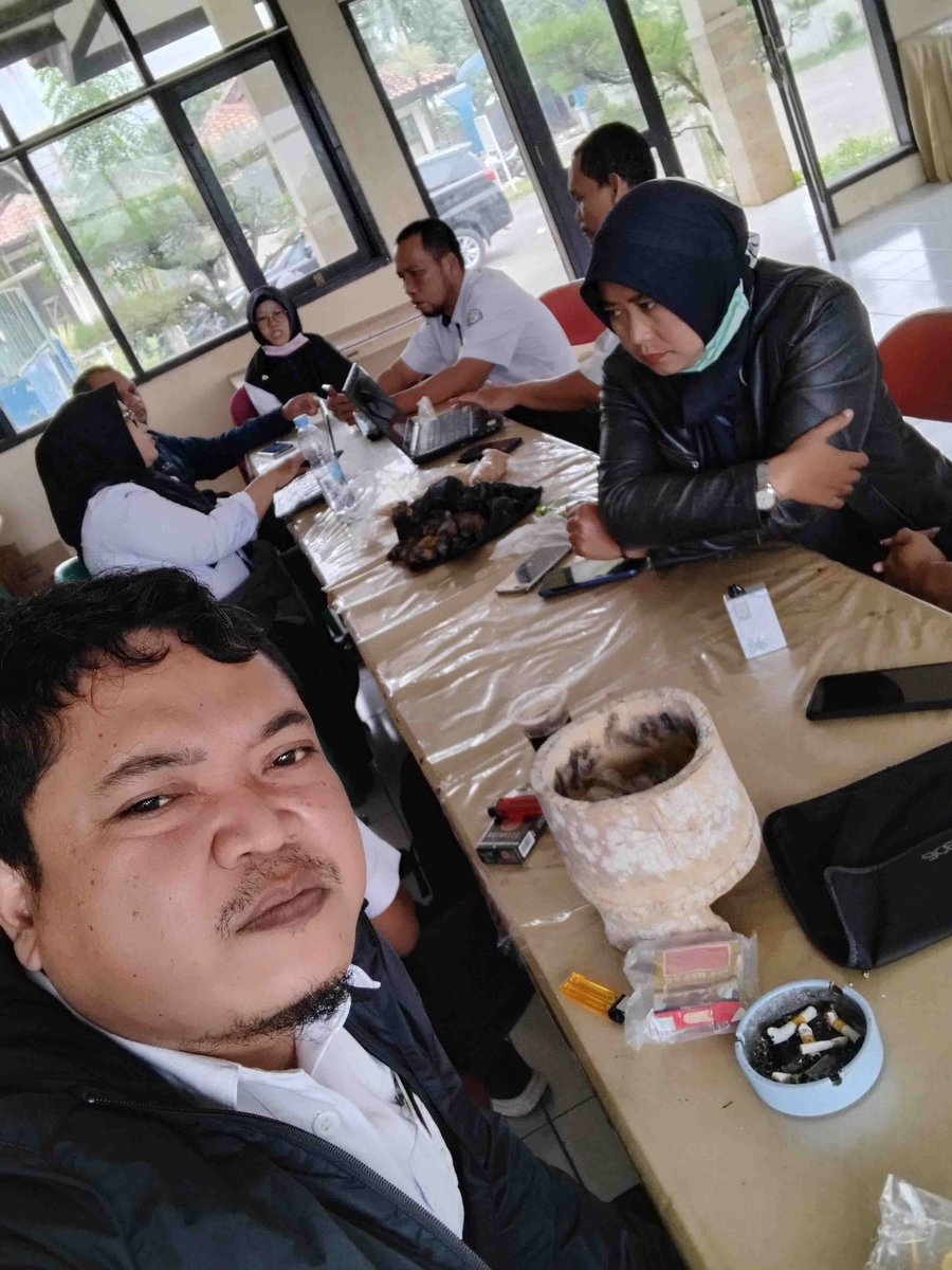 EricRonaldi's tweet photo. Rabu 08/01/2025 Eric Tarigan, Luhkan Kab Kuningan di BBI Karangtawang, rapat luhkan SDM, SDA, &amp; SD Penunjang Kuningan #giatluhkansatminkalbogor #luhlapor 
@bppsdm_kp
@brpbatpp_bogor https://t.co/UJCcb3ZVh1