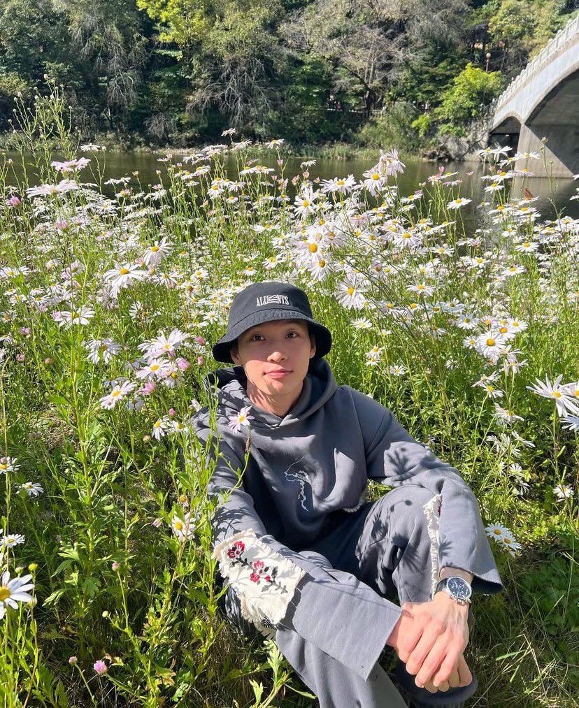 ⠀
⠀⠀⠀⠀⠀⠀⠀⠀⠀feel  тhe  mornıng
⠀⠀⠀⠀⠀⠀ ⠀⠀𝗢 𝗡⠀ 𝗠 𝗬⠀ 𝗙 𝗔 𝗖 𝗘
⠀