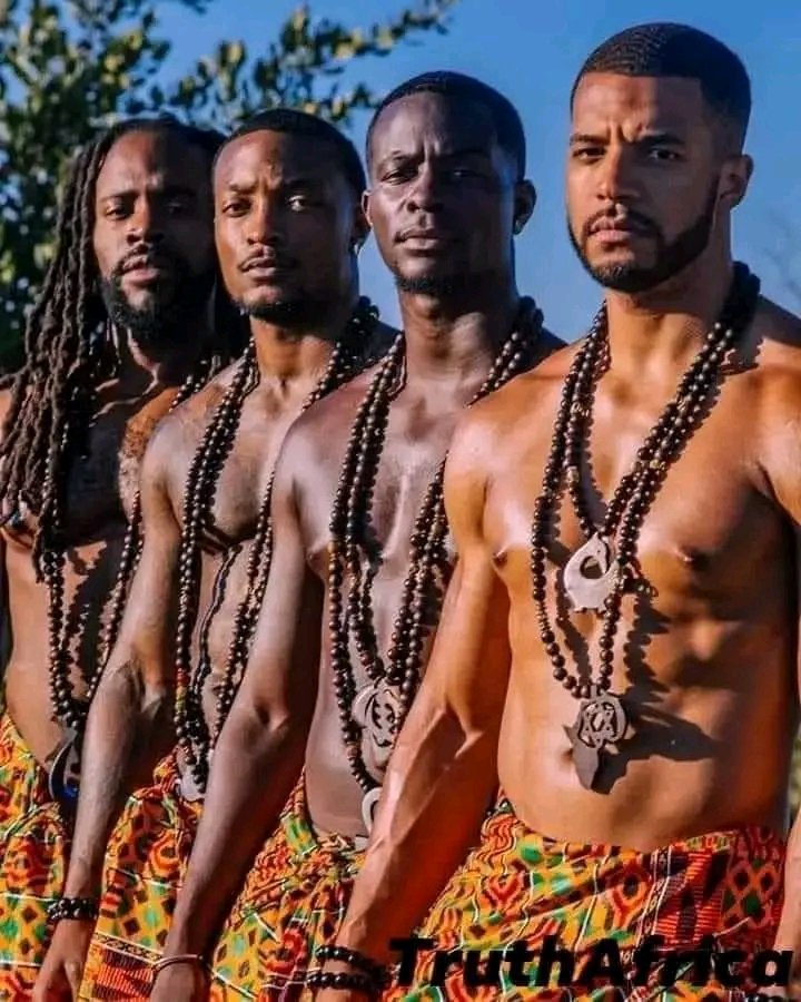 behind_mask1's tweet photo. Whether you live in Africa or the Diaspora. We are all African people who must unite.
#Sharia #HappyNewMonth #zelena8E https://t.co/JefStEVy1y