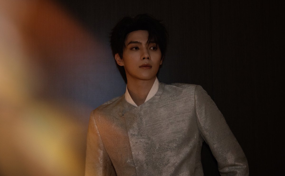 dramapotatoe's tweet photo. #LuoYizhou for 2025 非遗晚会 https://t.co/o2C9GUcW9L