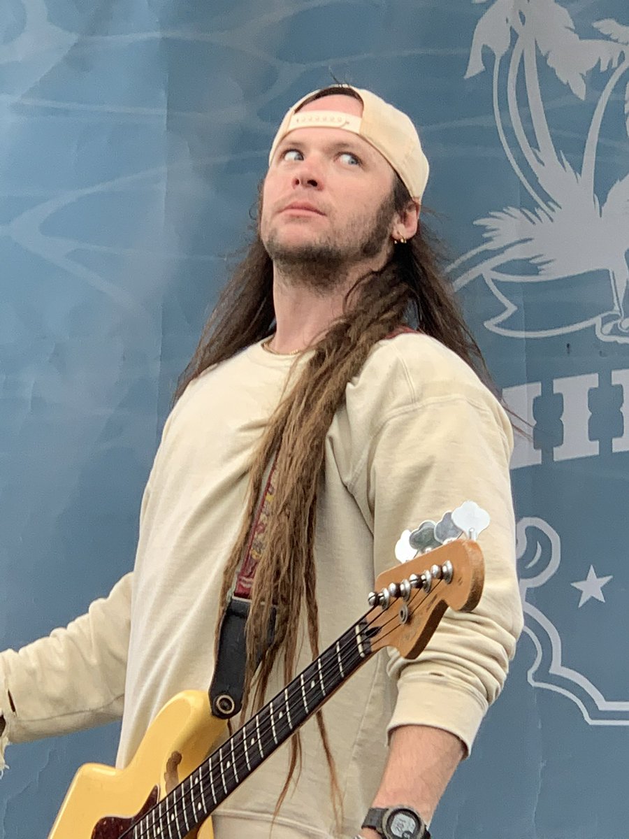 Commonwealth Country tweet media