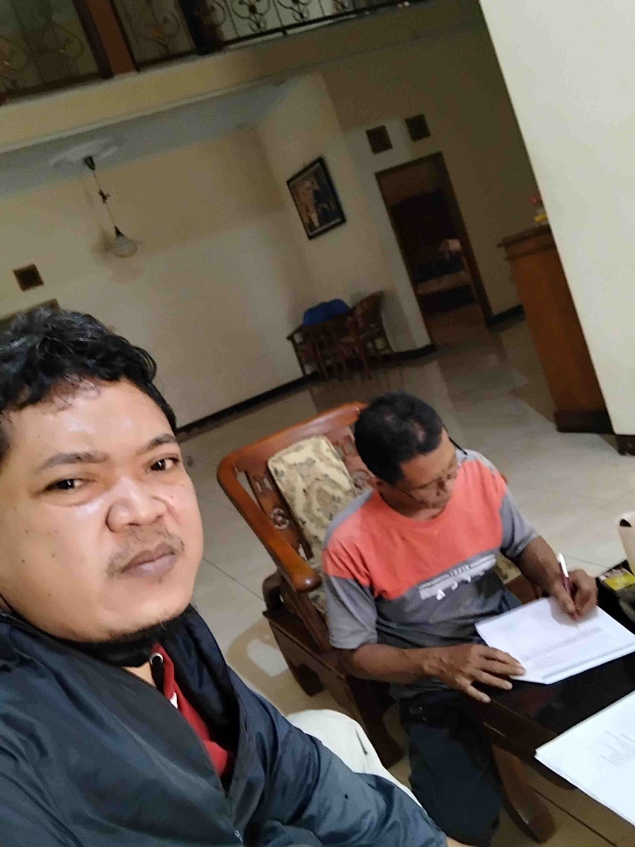EricRonaldi's tweet photo. Selasa 28/01/2025 Eric Tarigan, Luhkan Kab Kuningan di Ds Ciomas Ciawigebang, asesmen pertumbuhan ekonomi dan pengentasan kemiskinan #giatluhkansatminkalbogor #luhlapor 
@bppsdm_kp
@brpbatpp_bogor https://t.co/Y3TnJukdWZ