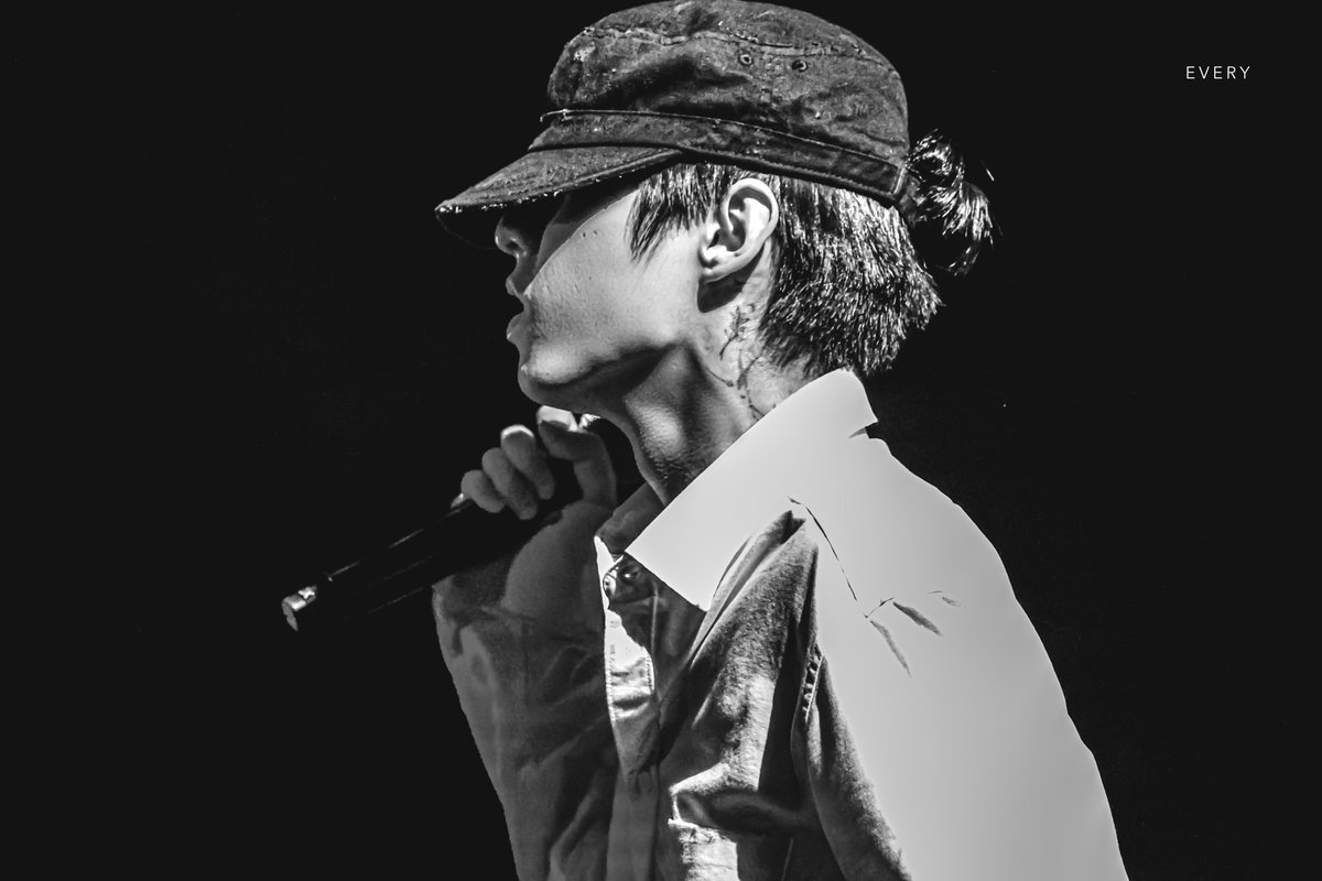2024_always's tweet photo. 240914     

when the rain stopped following me  
 in seoul      

HELLO 2025 📸

#eaj #eajpark #박제형

@eaJPark https://t.co/kwkYOAu7Tt