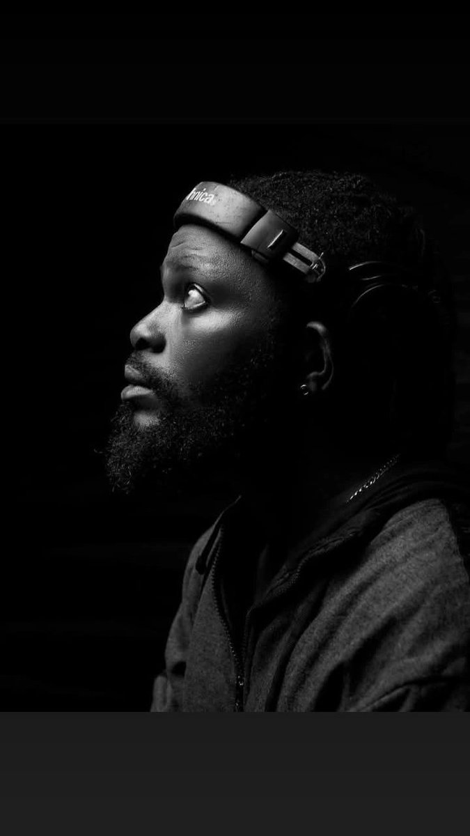 The reason we have eyes in our heads is so that we can always be looking forward. Our necks do not turn around because the only things we need are the friends by our side and the future we are striding toward.

Happy 2025 February ebusuafo call me 

                THE HIGHEST ✊🏿