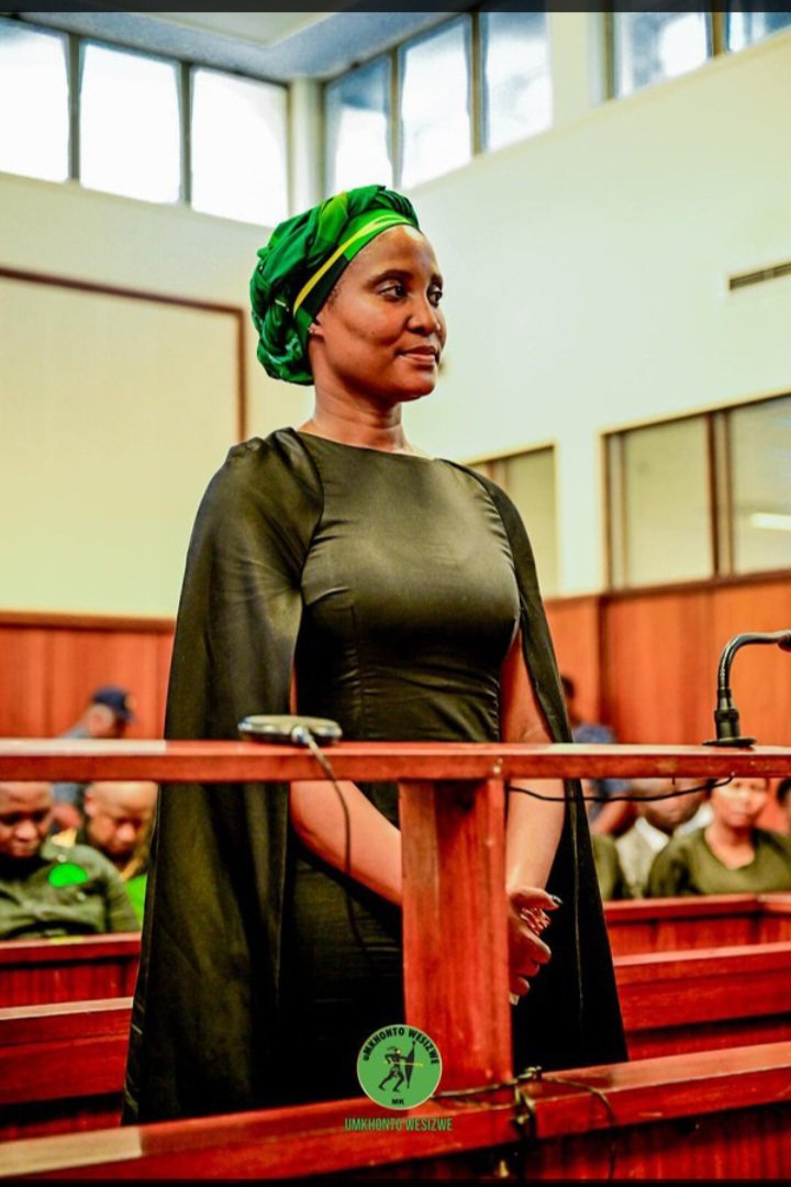 FikleM36350's tweet photo. She's slowly becoming bigger than Cyril and Julius combined  WE SEE YOU Commander Dudu✊️✊️✊️ https://t.co/KqqebguDkr