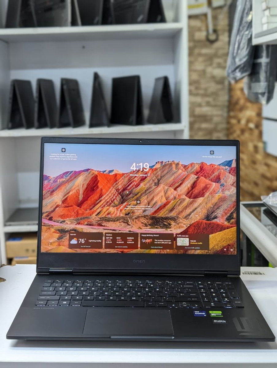 zentech_kenya's tweet image. ✨HP OMEN 16 CK1XXX✨@Ksh.180,000💰
✅CORE I9 13900H 20CPUs
✅16 GB RAM 1 TB SSD 
✅5.2 GHZ TURBO BOOST PROCESSOR SPEED 
✅8 GB RTX 4060 TI NVIDIA GRAPHICS  DEDICATED 
✅240 GHZ REFRESH RATE 17.3 INCH SCREEN  FHD DISPLAY.
✅TYPE C / HDMI / MINI DISPLAY /ETHERNET / MICRO

#hpomen